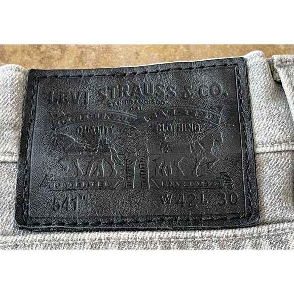 Mens Levis 541 Athletic Fit Denim Jeans Size 42x30 Gray Fit 43X30 - Picture 6 of 6